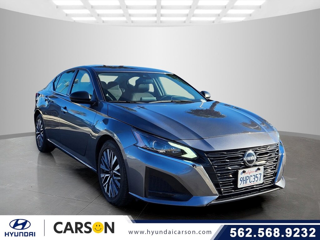 Used 2024 Nissan Altima 2.5 SV Sedan