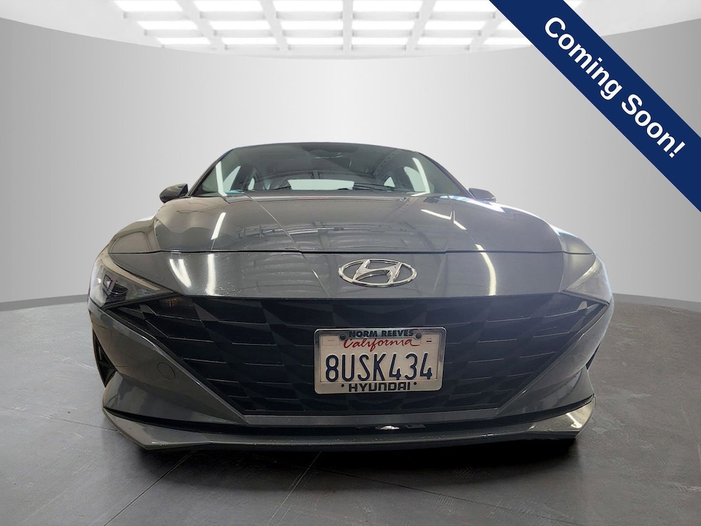 Used 2021 Hyundai Elantra SE Sedan