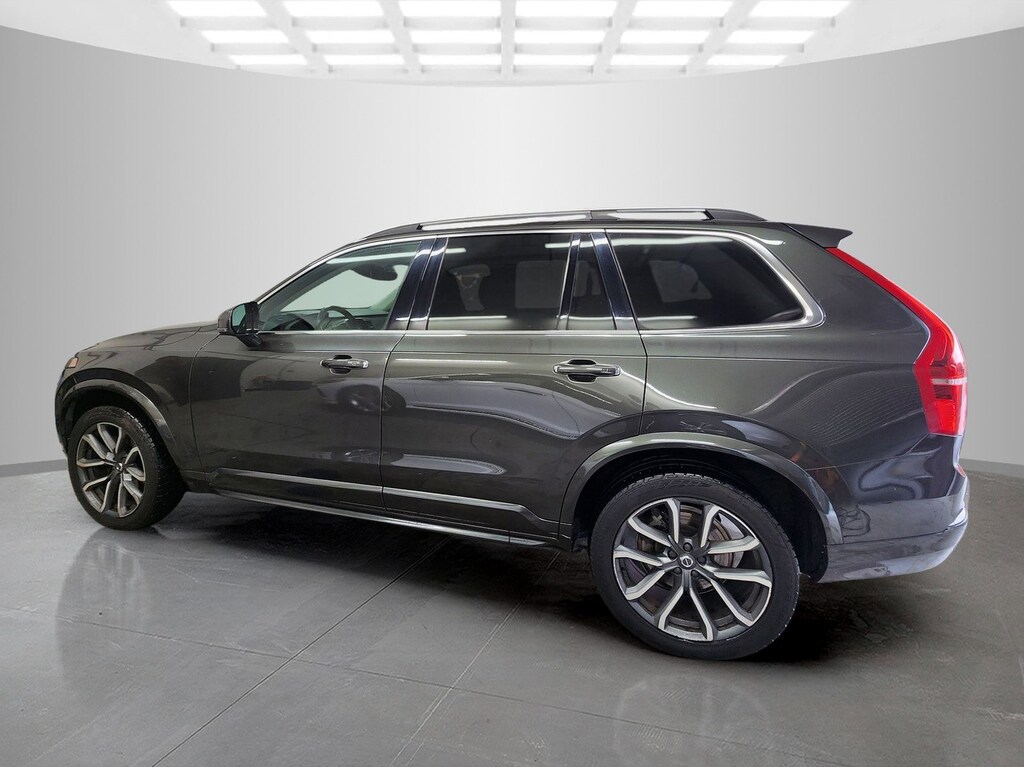 Used 2018 Volvo XC90 T6 AWD Momentum (7 Passenger) SUV