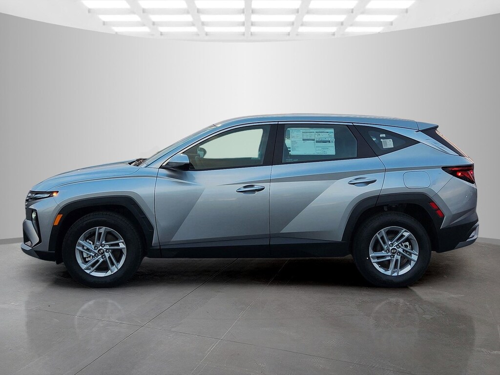 New 2025 Hyundai Tucson SE Sport Utility