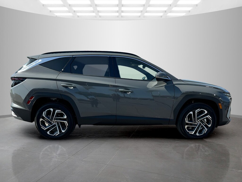 New 2026 Hyundai Tucson Limited Sport Utility
