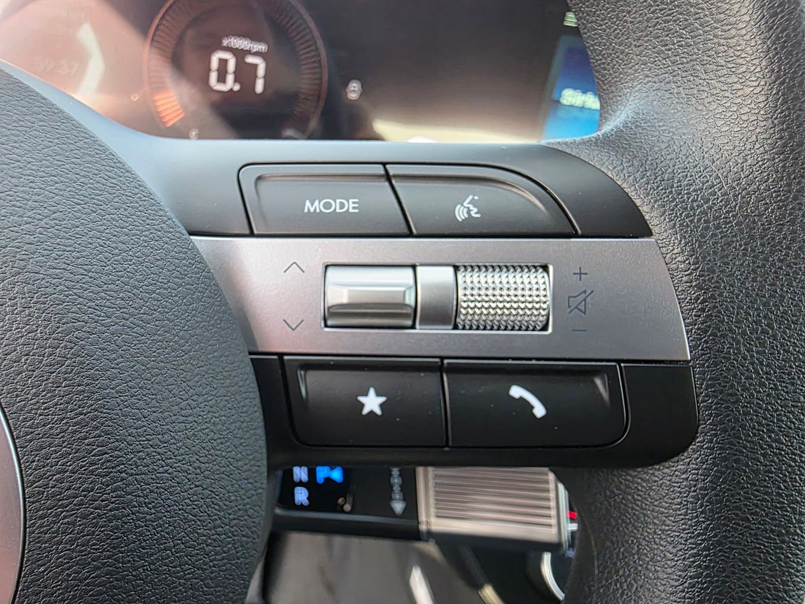 2025 Hyundai Sonata SEL - Photo 33