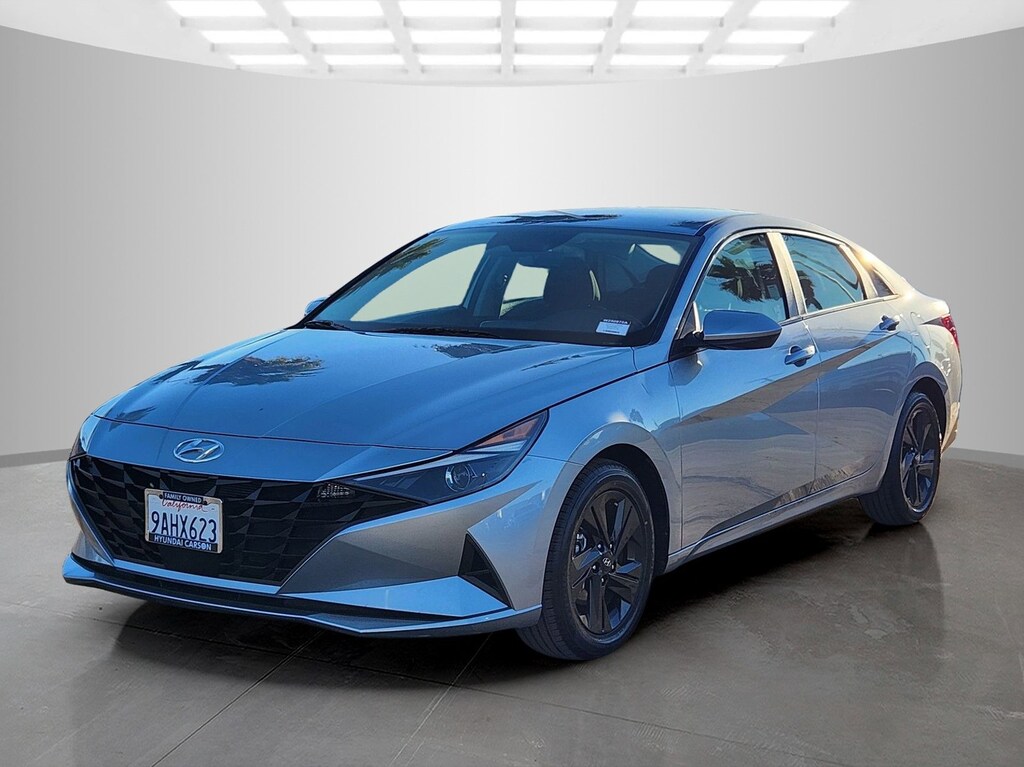 Used 2022 Hyundai Elantra SEL Sedan