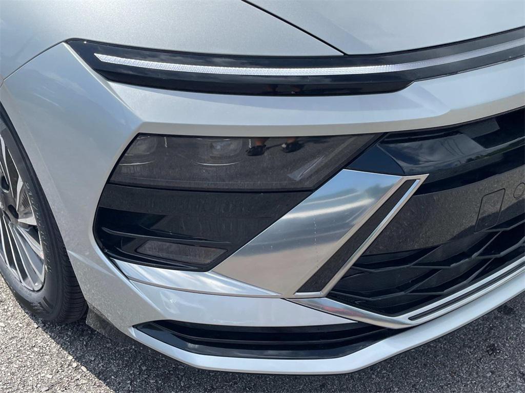 2025 Hyundai Sonata Hybrid SEL - Photo 9