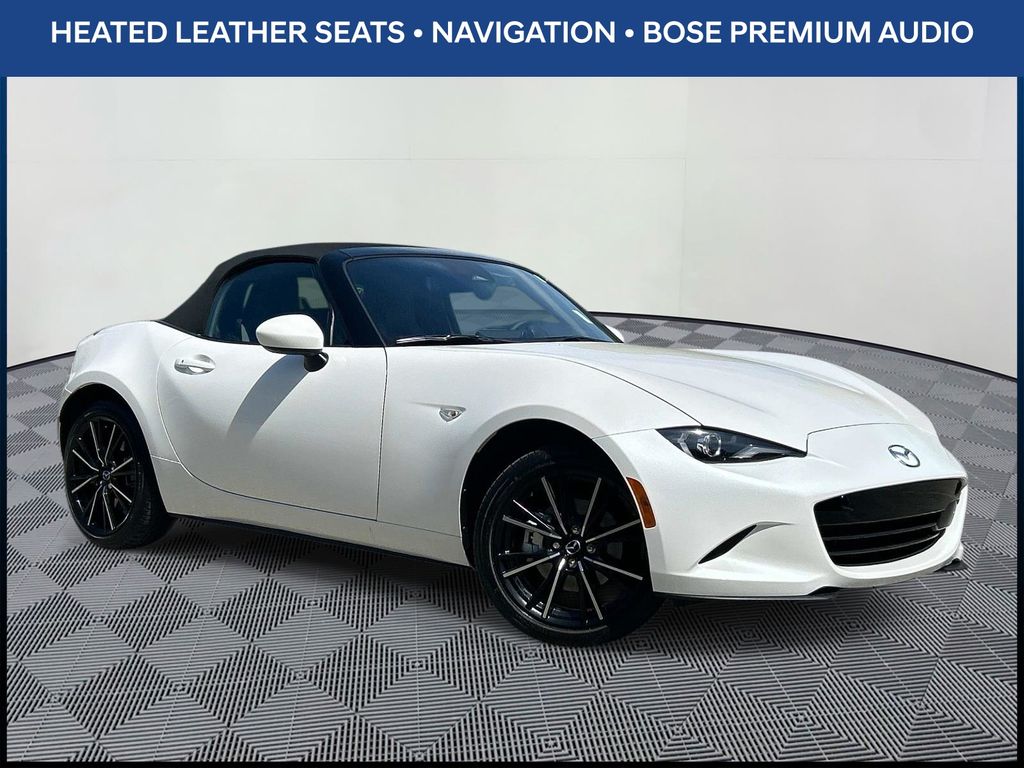 2024 Mazda MX-5 Miata Grand Touring Auto's photo