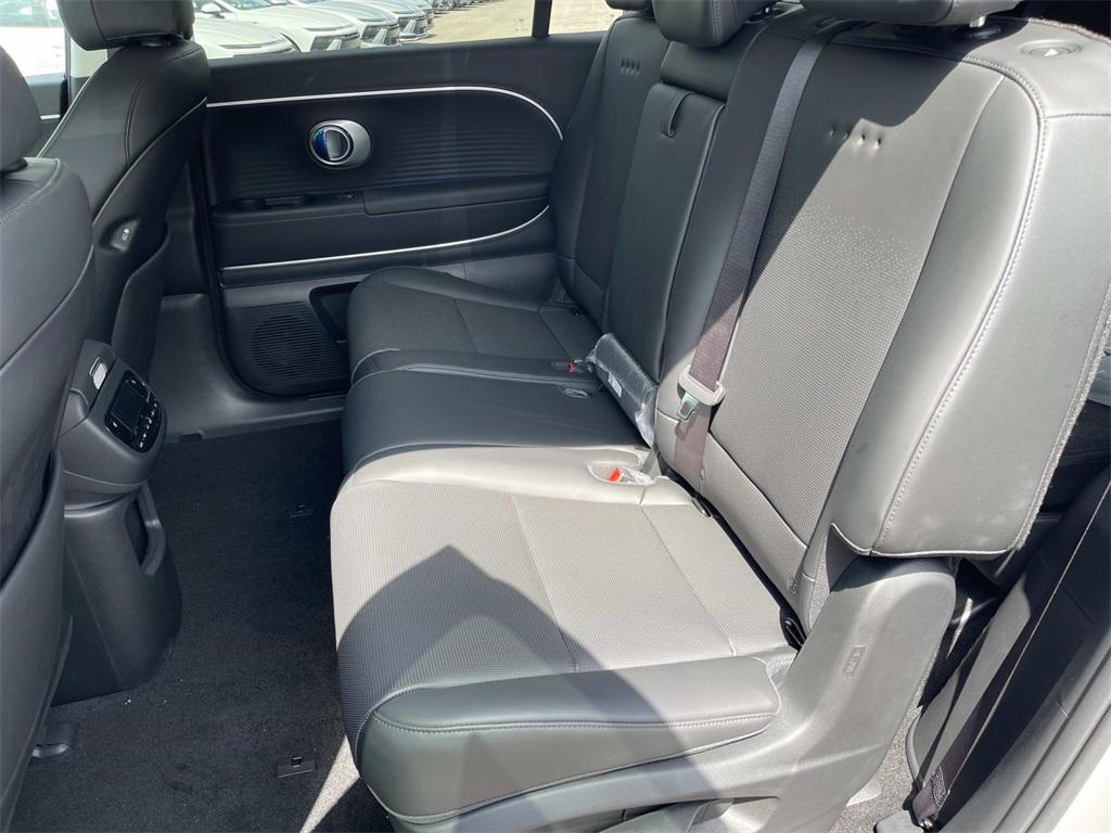 2026 Hyundai IONIQ 9 SEL - Photo 18