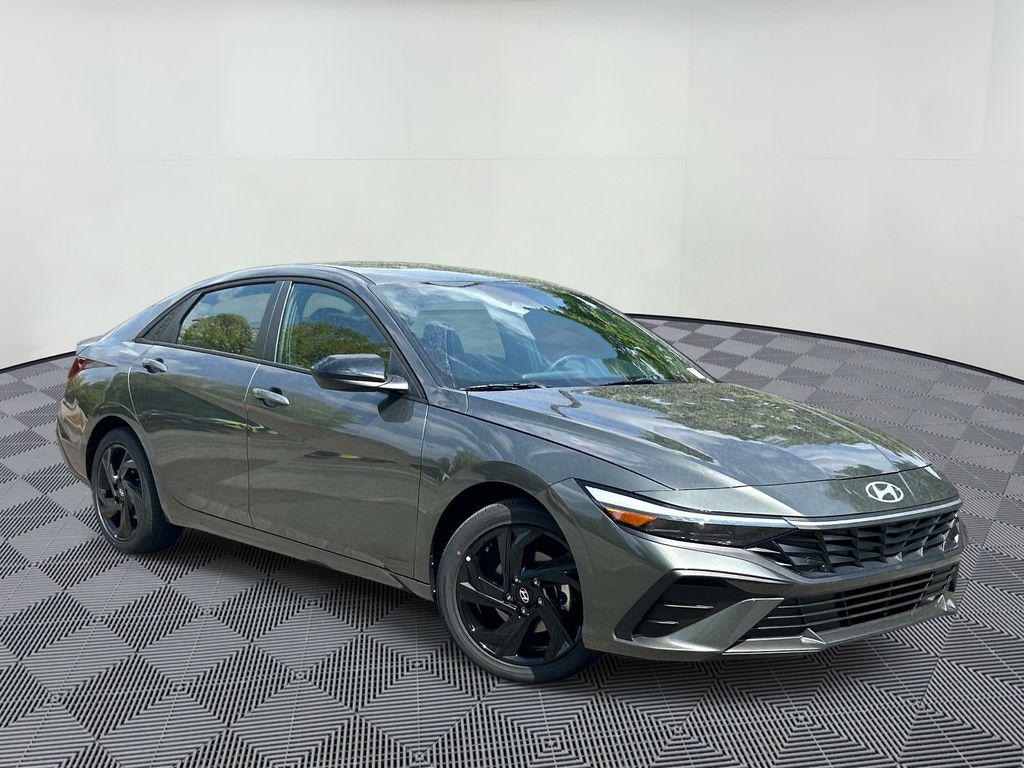 New 2026 Hyundai Elantra SEL Sport Plus Sedan