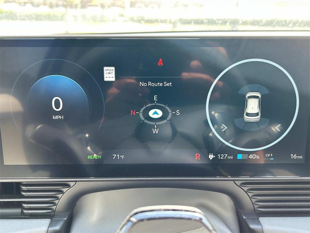 2025 Hyundai IONIQ 5 SEL - Photo 37