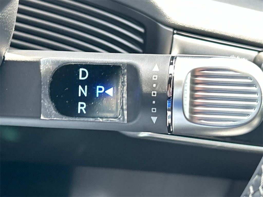 2025 Hyundai IONIQ 5 SEL - Photo 33
