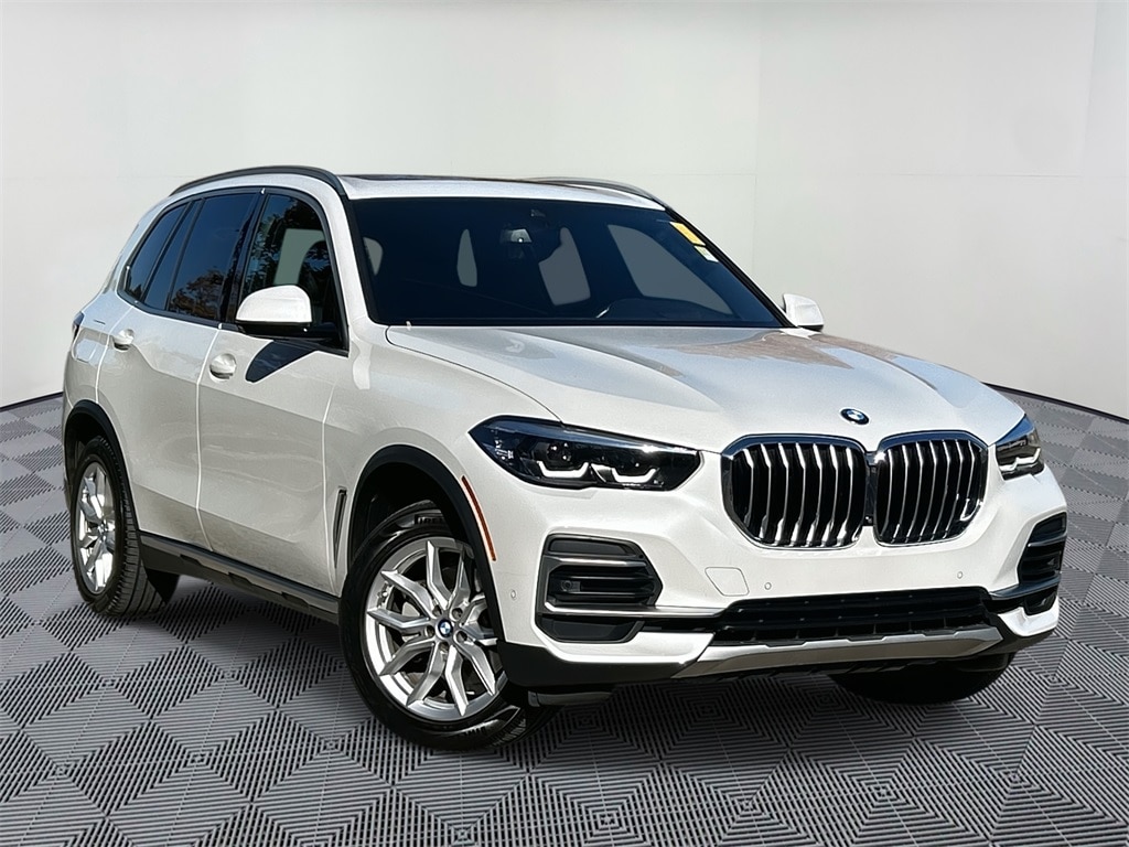 2022 BMW X5 40i's photo