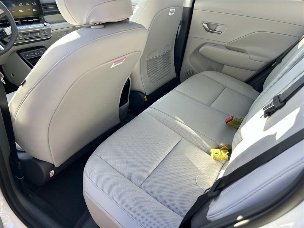 2026 Hyundai Kona SEL Premium - Photo 18