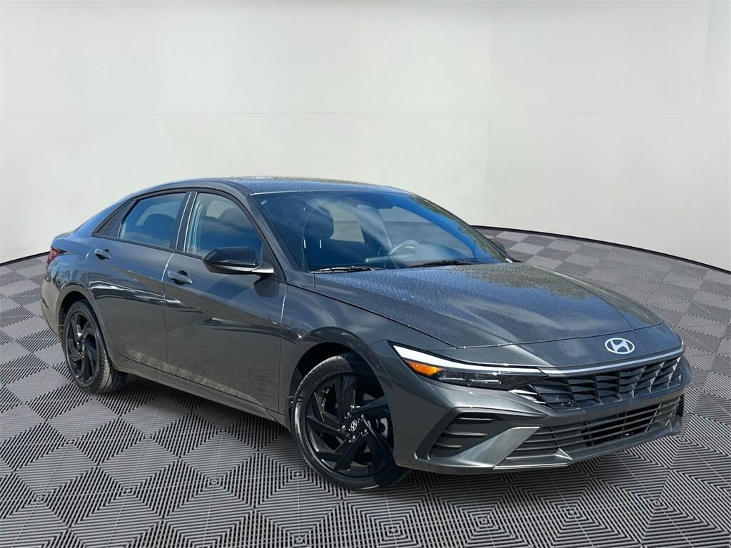 New 2026 Hyundai Elantra SEL Sport Sedan