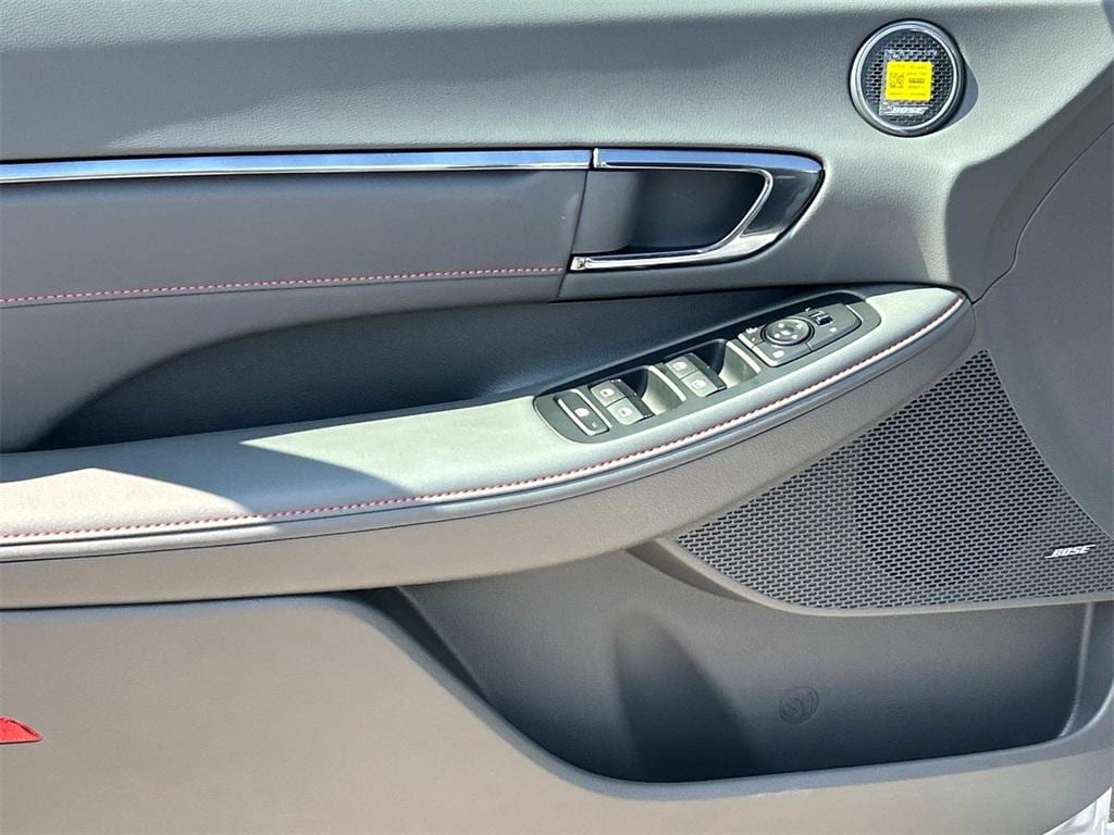 2025 Hyundai Sonata N Line - Photo 16