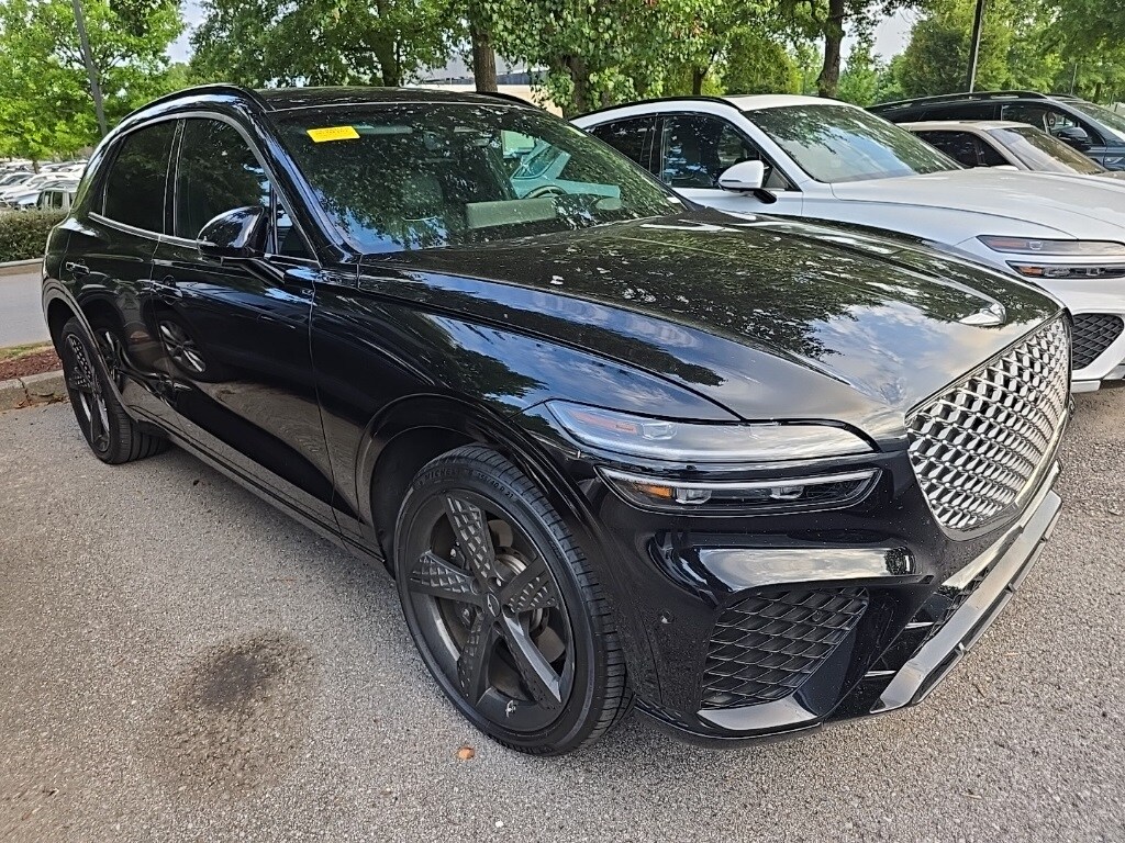 2024 Genesis GV70 3.5T Sport Advanced photo 2