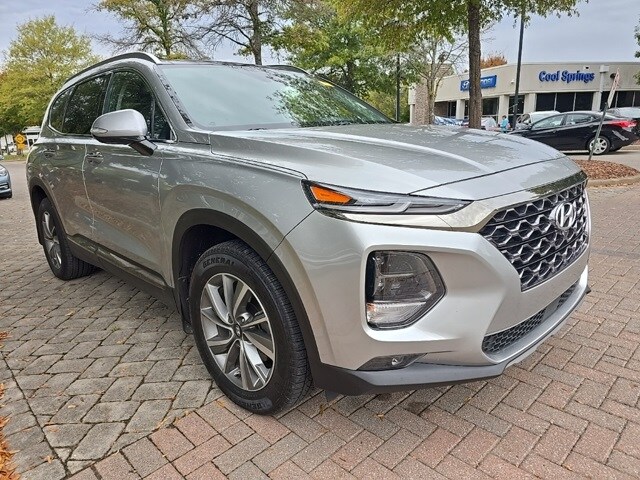 2020 Hyundai Santa Fe Limited photo 2