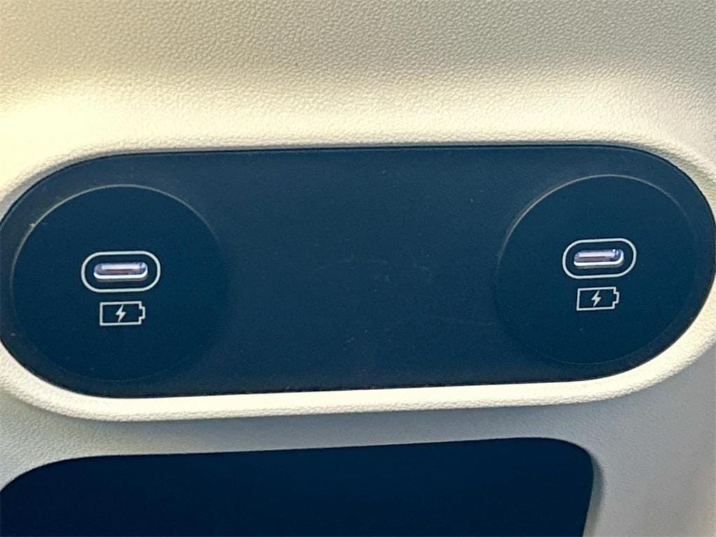 2025 Hyundai IONIQ 5 SEL - Photo 22