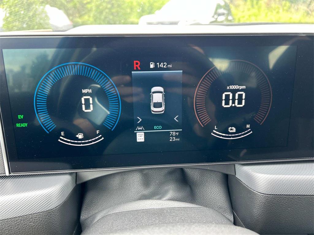 2025 Hyundai Sonata Hybrid SEL - Photo 35