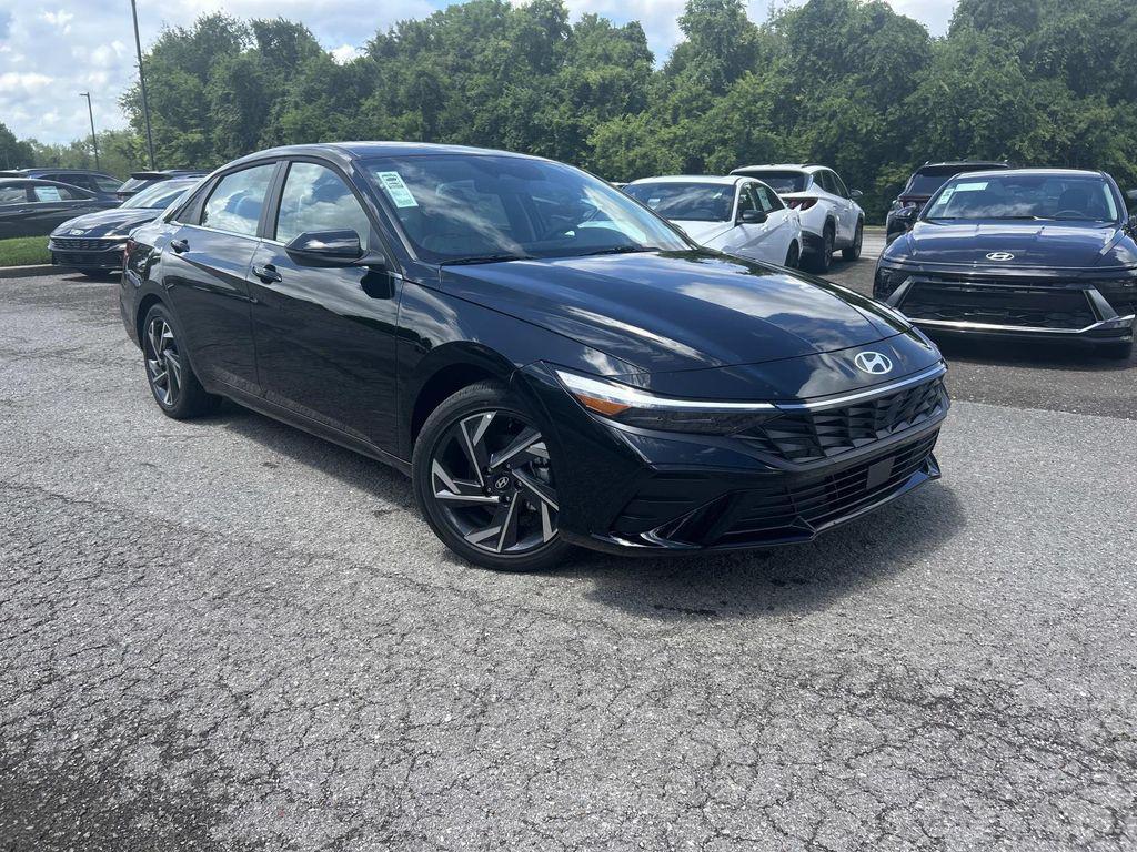 New 2026 Hyundai Elantra Limited