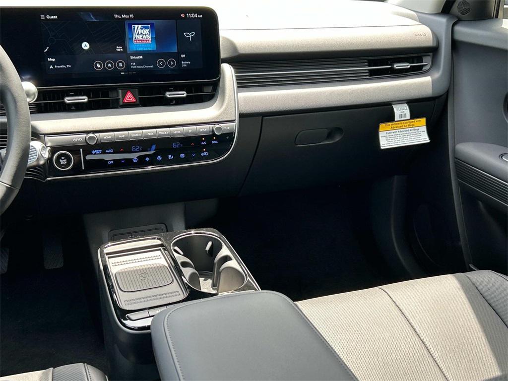2025 Hyundai IONIQ 5 SEL - Photo 25