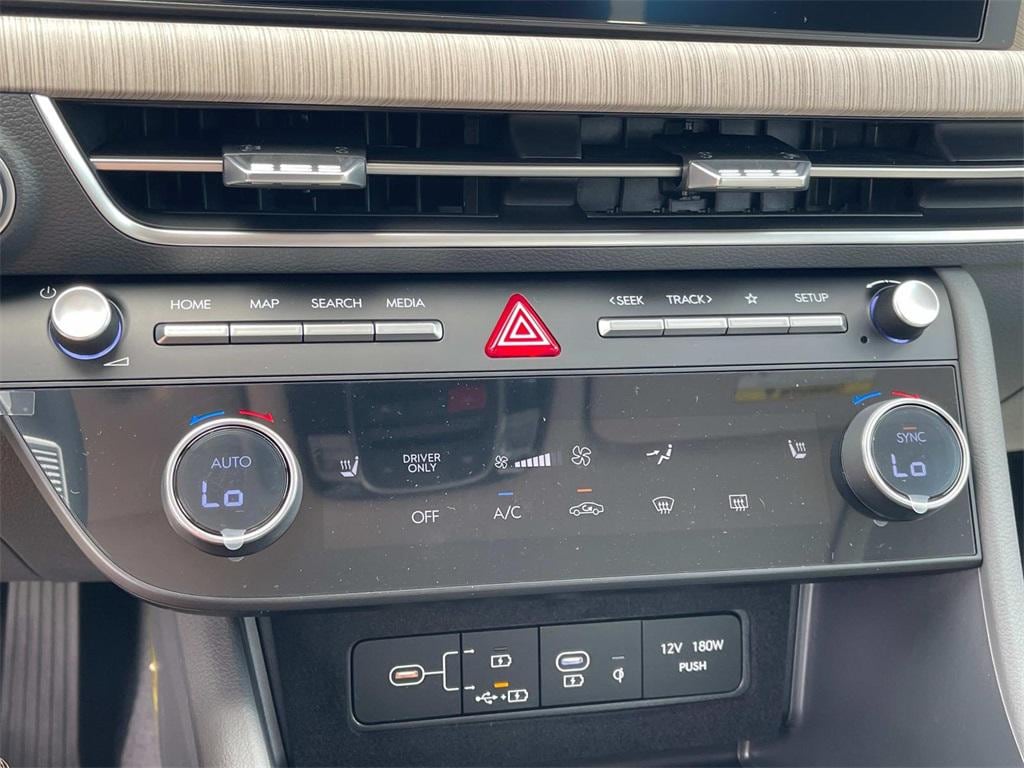 2025 Hyundai Sonata Hybrid SEL - Photo 29