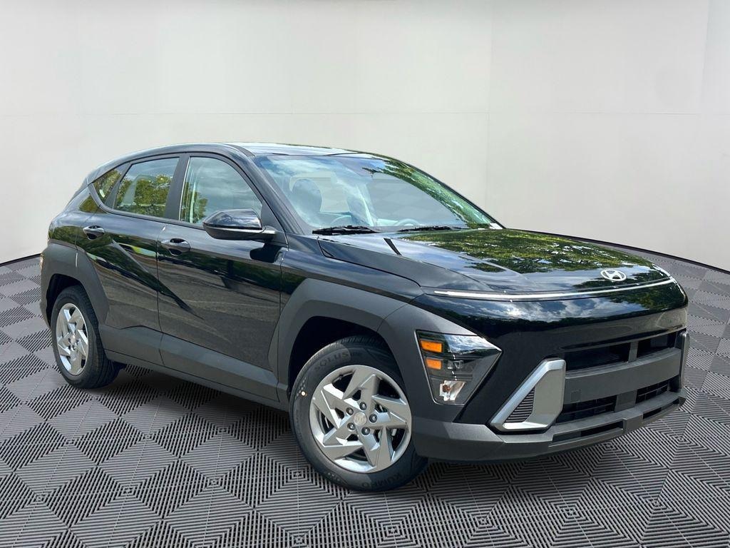 New 2027 Hyundai Kona SE FWD SUV