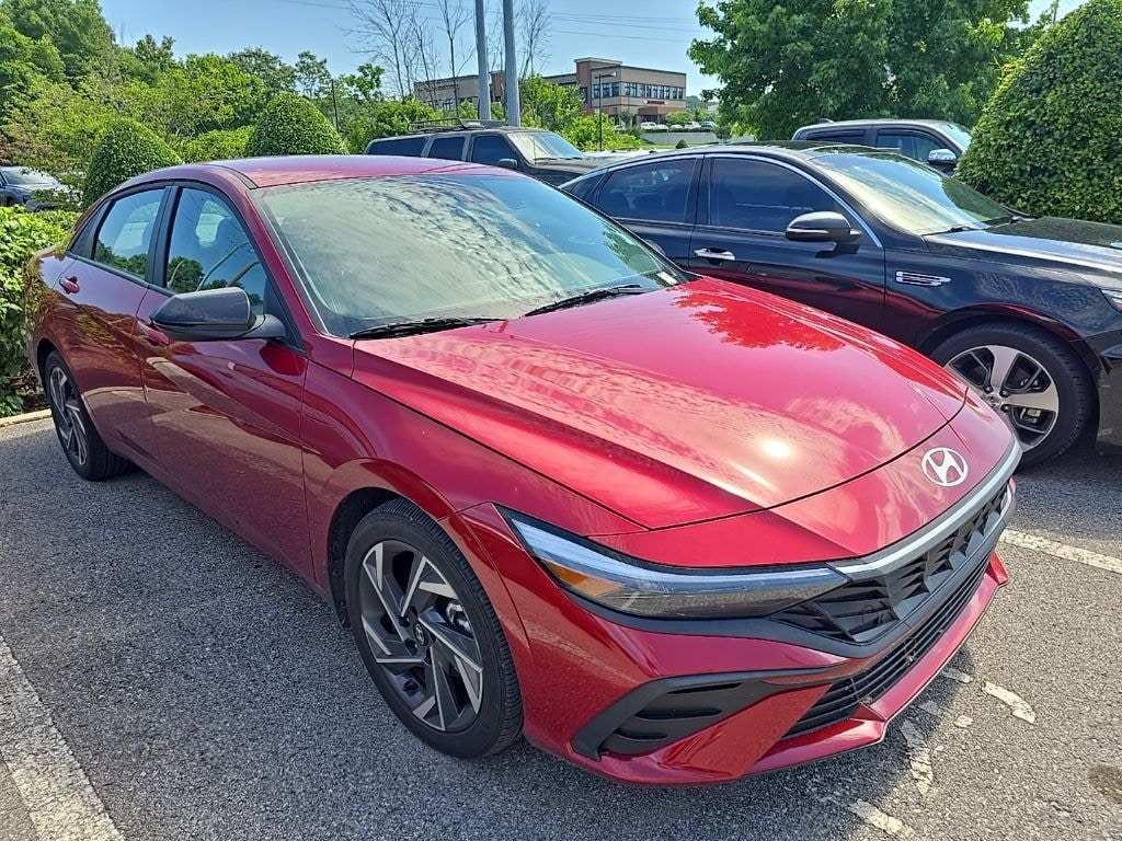 Certified 2025 Hyundai Elantra SEL Sport Sedan