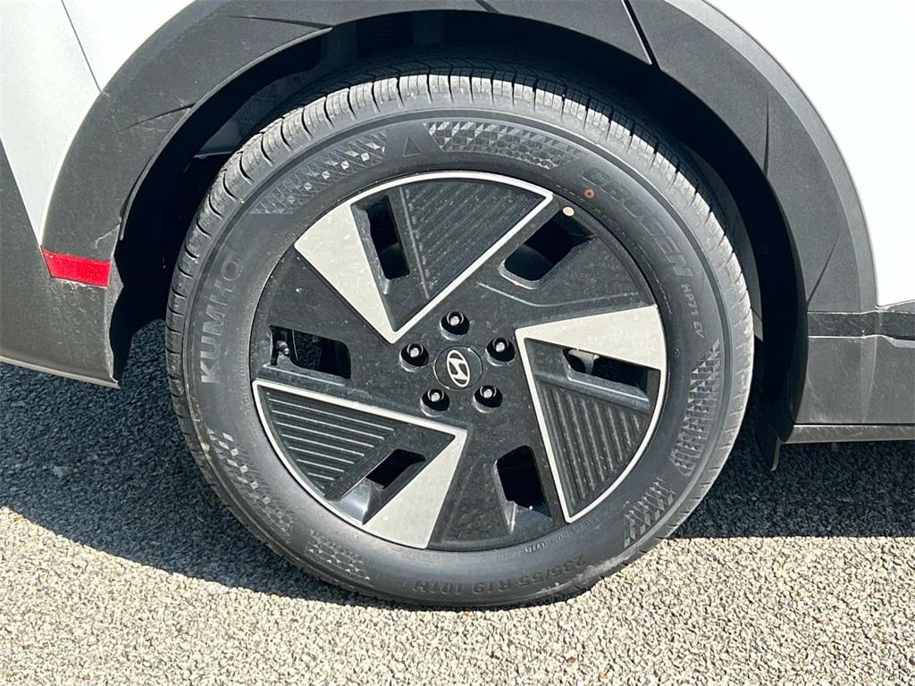 2025 Hyundai IONIQ 5 SEL - Photo 11