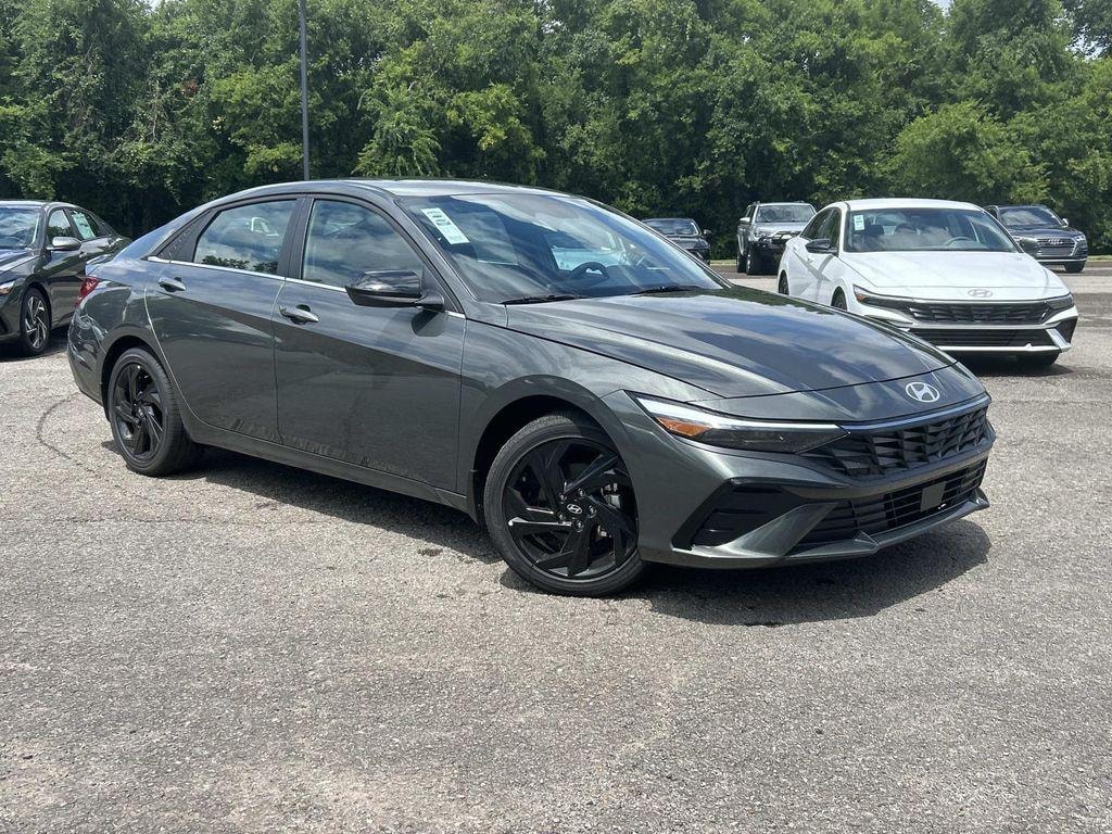 New 2026 Hyundai Elantra SEL Sport Premium Sedan