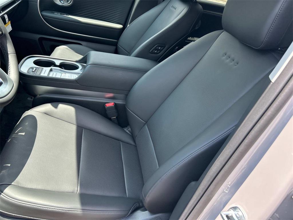 2026 Hyundai IONIQ 9 SEL - Photo 15