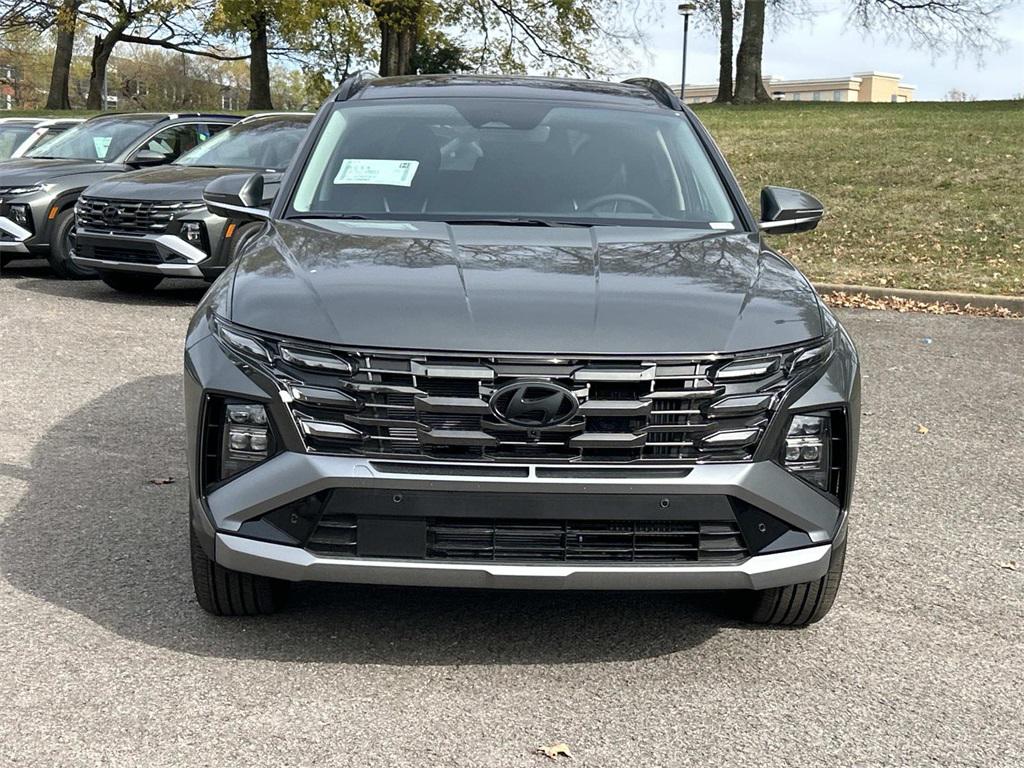 2026 Hyundai Tucson Hybrid Limited photo 2