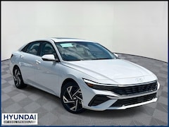 2025 Hyundai Elantra Limited Sedan