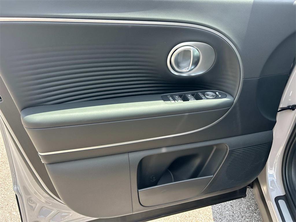 2026 Hyundai IONIQ 9 SEL - Photo 17