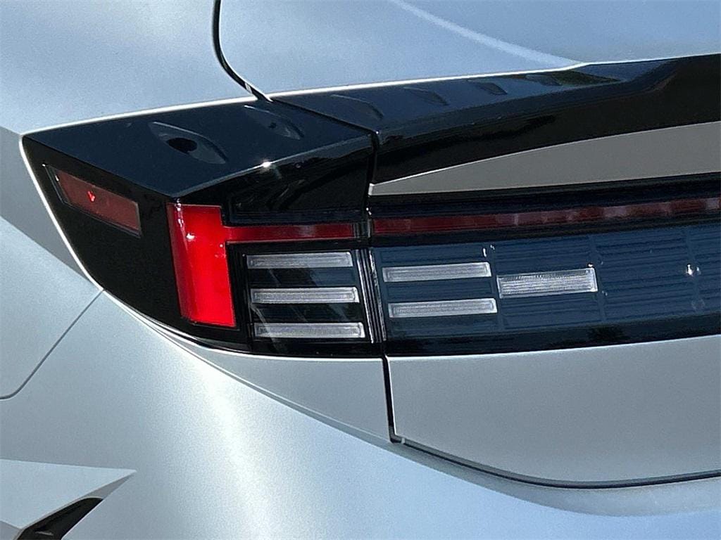 2025 Hyundai Sonata N Line - Photo 12
