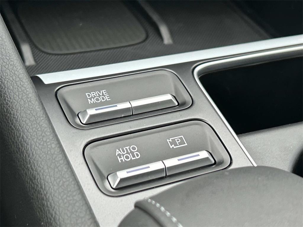 2025 Hyundai Sonata Hybrid SEL - Photo 32