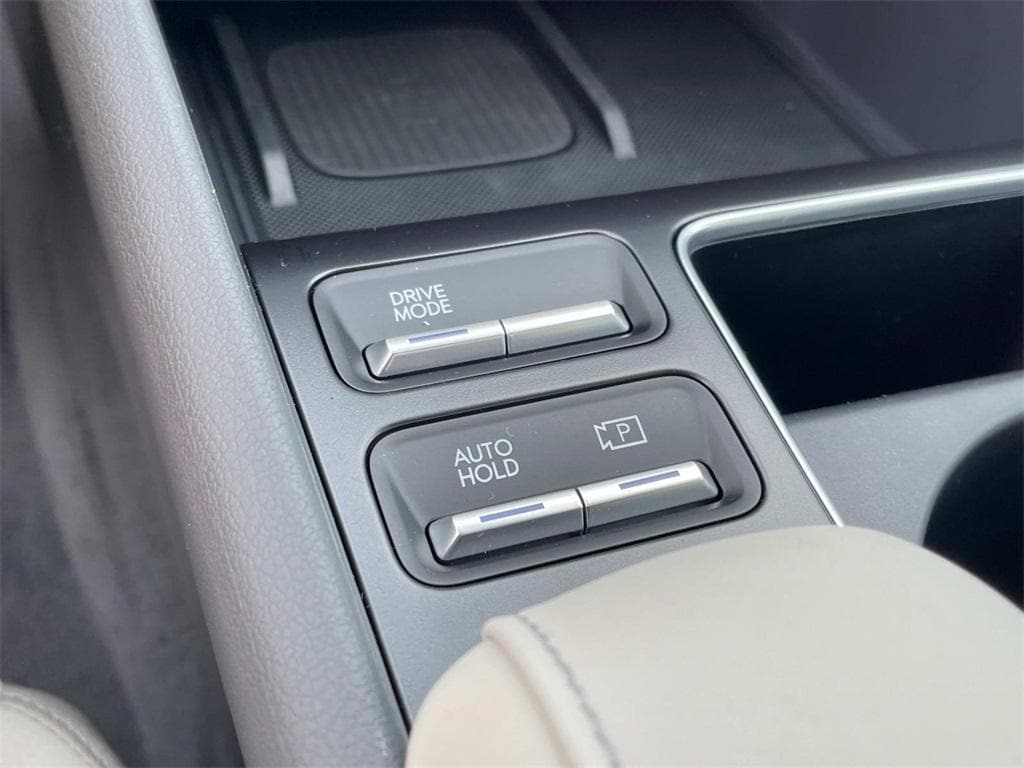 2025 Hyundai Sonata Hybrid SEL - Photo 31