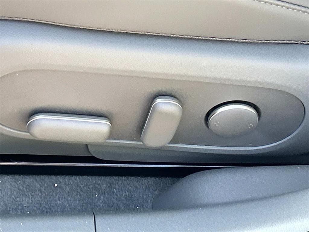 2025 Hyundai IONIQ 5 SEL - Photo 15