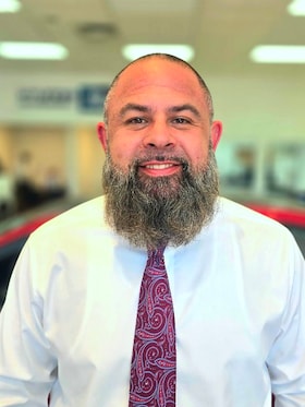 Staff member SAXON REYNOLDS from ID_4dc74903dfcc