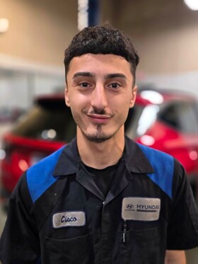 Staff member SEEZAR MIZOURY from ID_7ef1bb