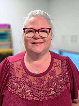 Staff member WENDY STORIE from ID_4ca083
