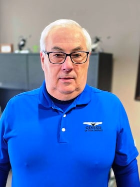 Staff member MICHAEL COX from ID_4ca083