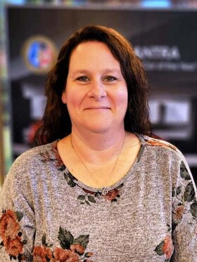 Staff member SANDRA BOWKER from ID_4ca083