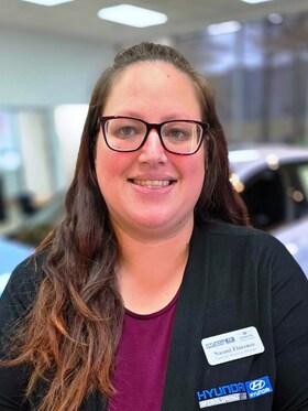 Staff member NAOMI FLORENCE from ID_4dc74903dfcc