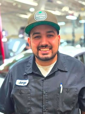 Staff member JORGE TORRES from ID_766b6bc760be