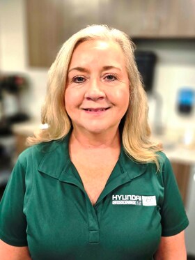 Staff member JULIE HULL from ID_4ca083