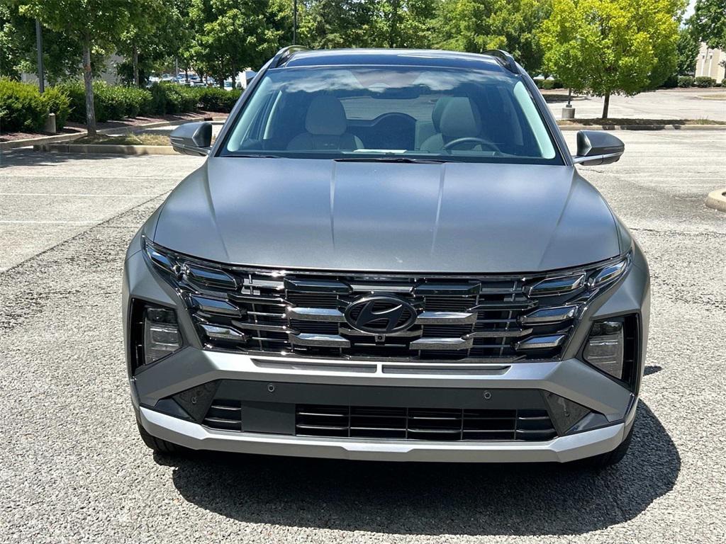 2025 Hyundai Tucson Limited photo 2