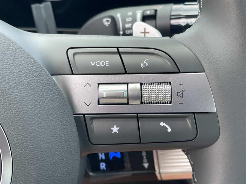 2025 Hyundai Sonata Hybrid SEL - Photo 35