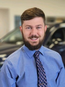 Staff member PEYTON WILLIAMS from ID_4dc74903dfcc