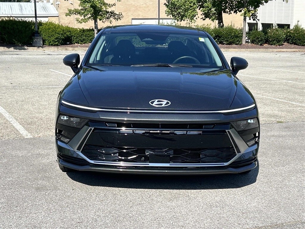 2024 Hyundai Sonata SEL Convenience photo 2