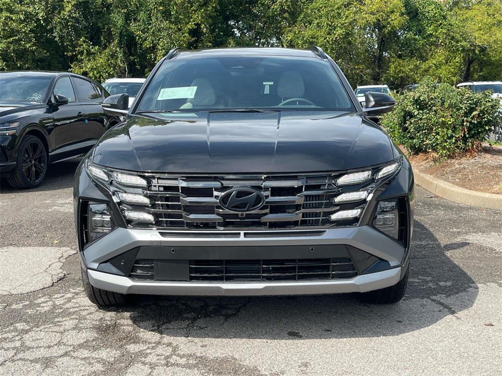 2025 Hyundai Tucson Hybrid Limited photo 2