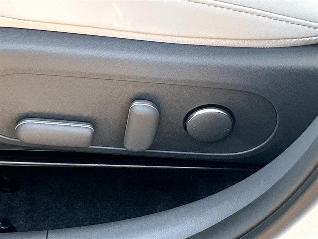2026 Hyundai Kona SEL Premium - Photo 15